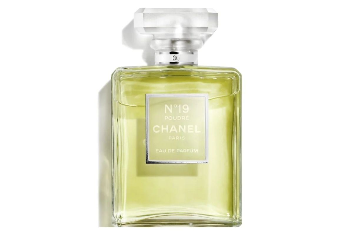Chanel No. 19