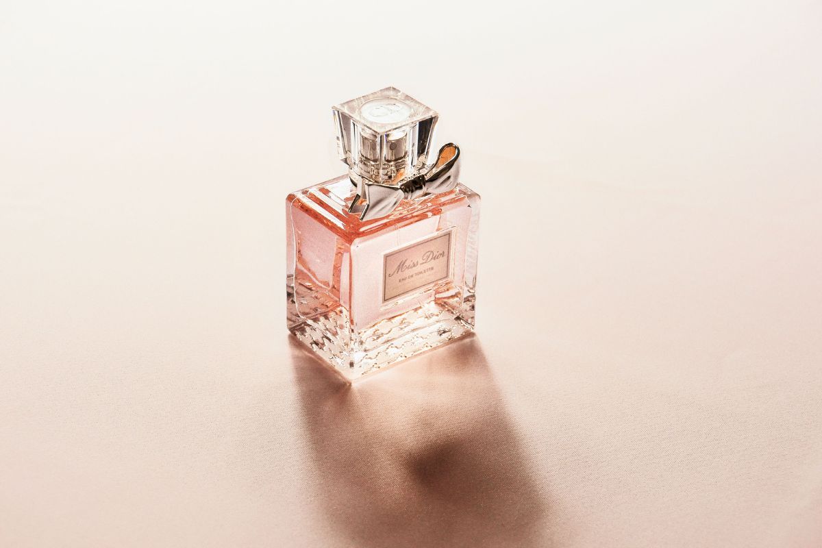 Come controllare il codice di un profumo